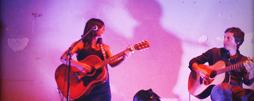 Rose prête sa gomme au Tokyo Art Club Rose prête sa gomme au Tokyo Art Club