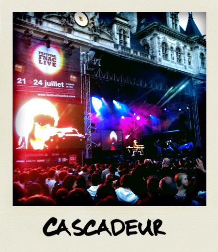Cascadeur @ Fnac Live, parvis de l'Hôtel de ville