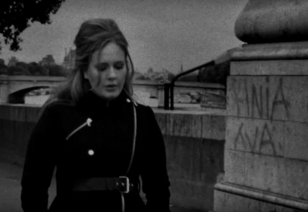 Adèle - AVA - clip
